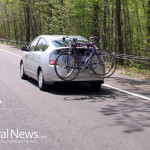 Hybrid-Car-Road-Bicycle-Travel-Green